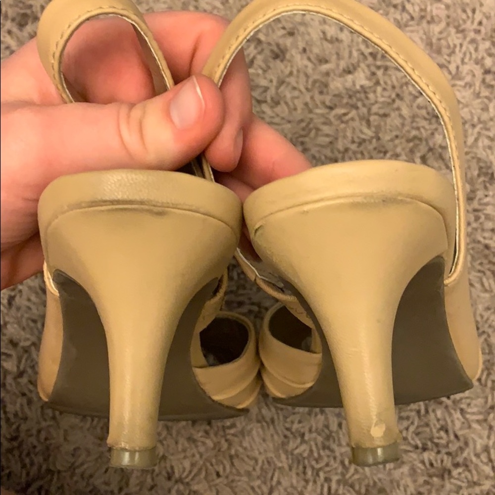 Nude Heels - Picture 6 of 7